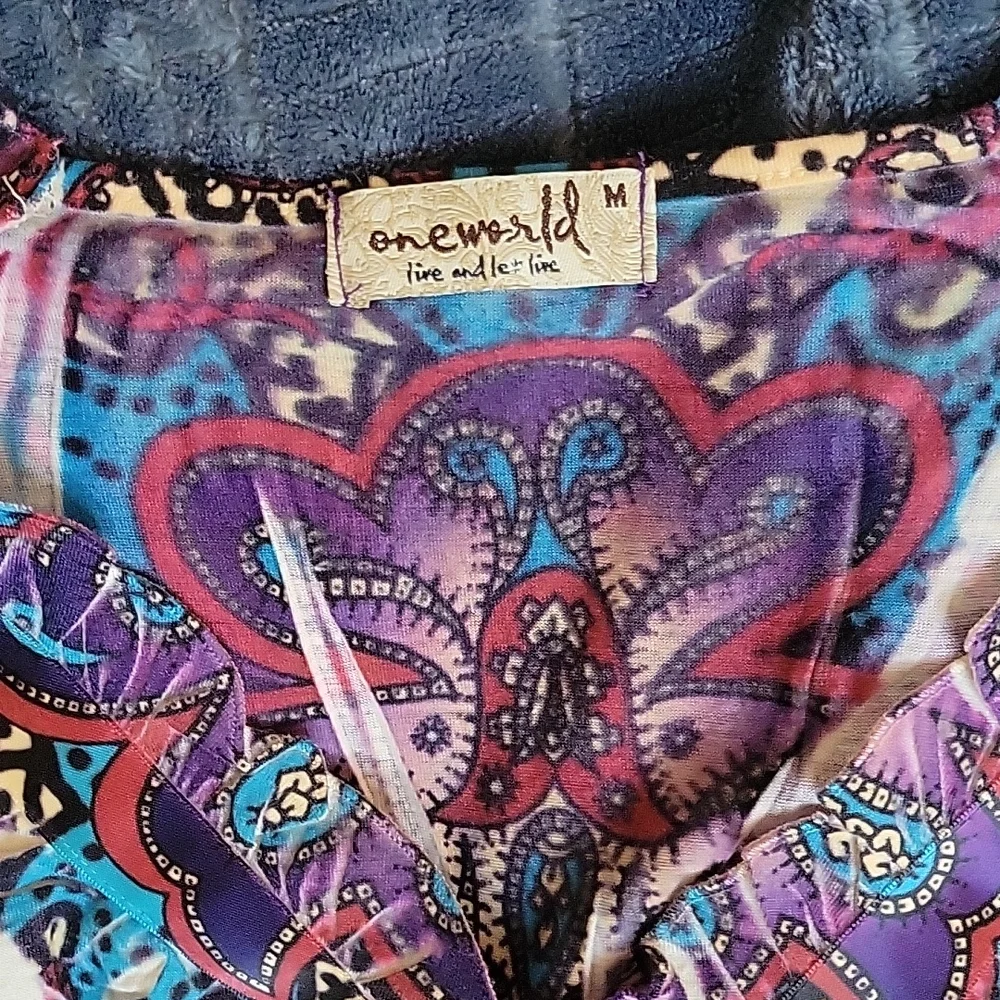 One Word Top - Picture 3 of 6